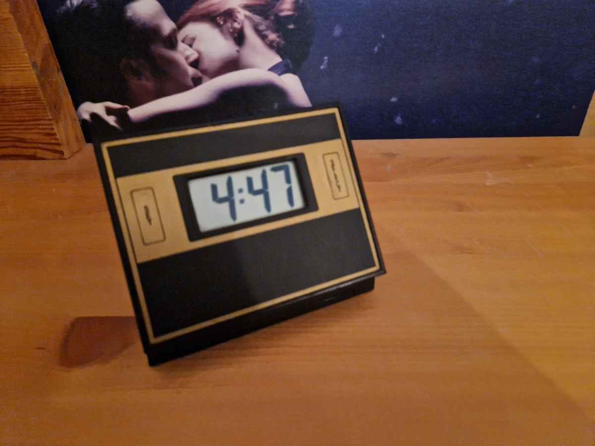 Hodiny s kalkulačkou Foldable dual power Vintage 