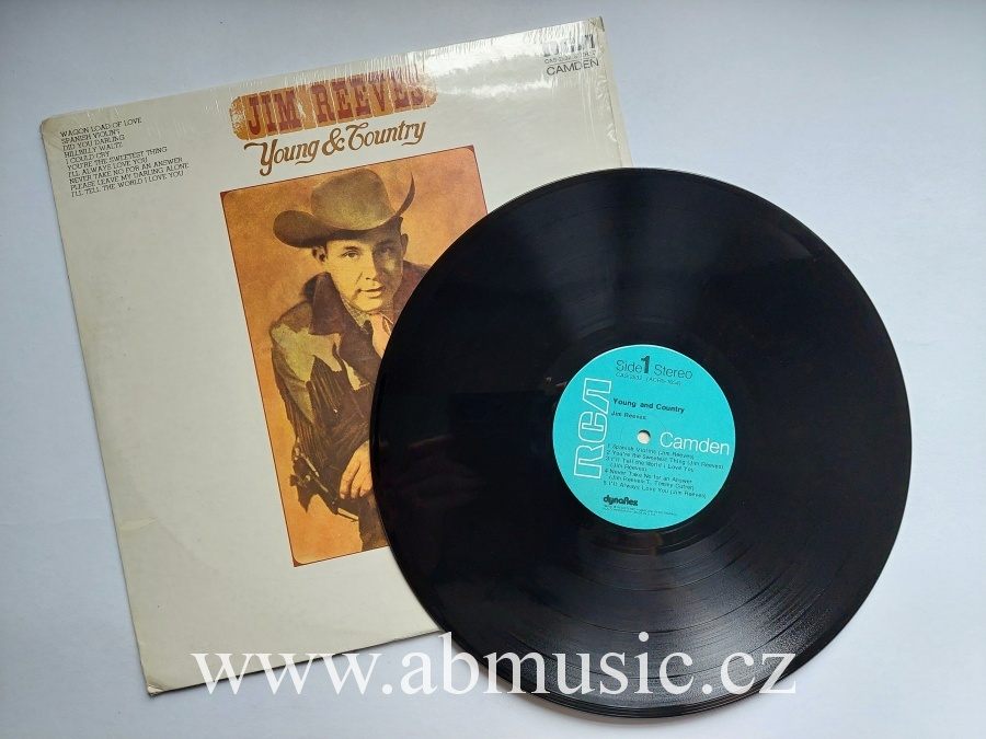 LP JIM REEVES Young & Country