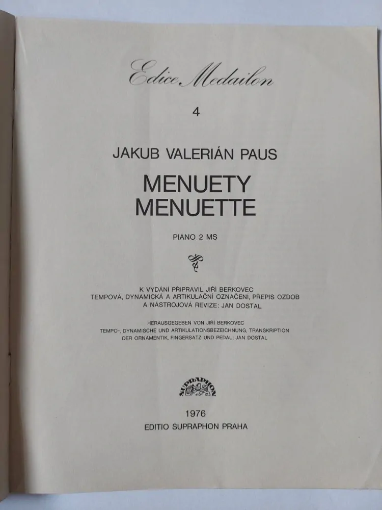 Jakub Valerián Paus - Menuety