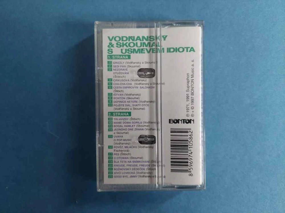 MC Vodňanský & Skoumal - S úsměvem idiota