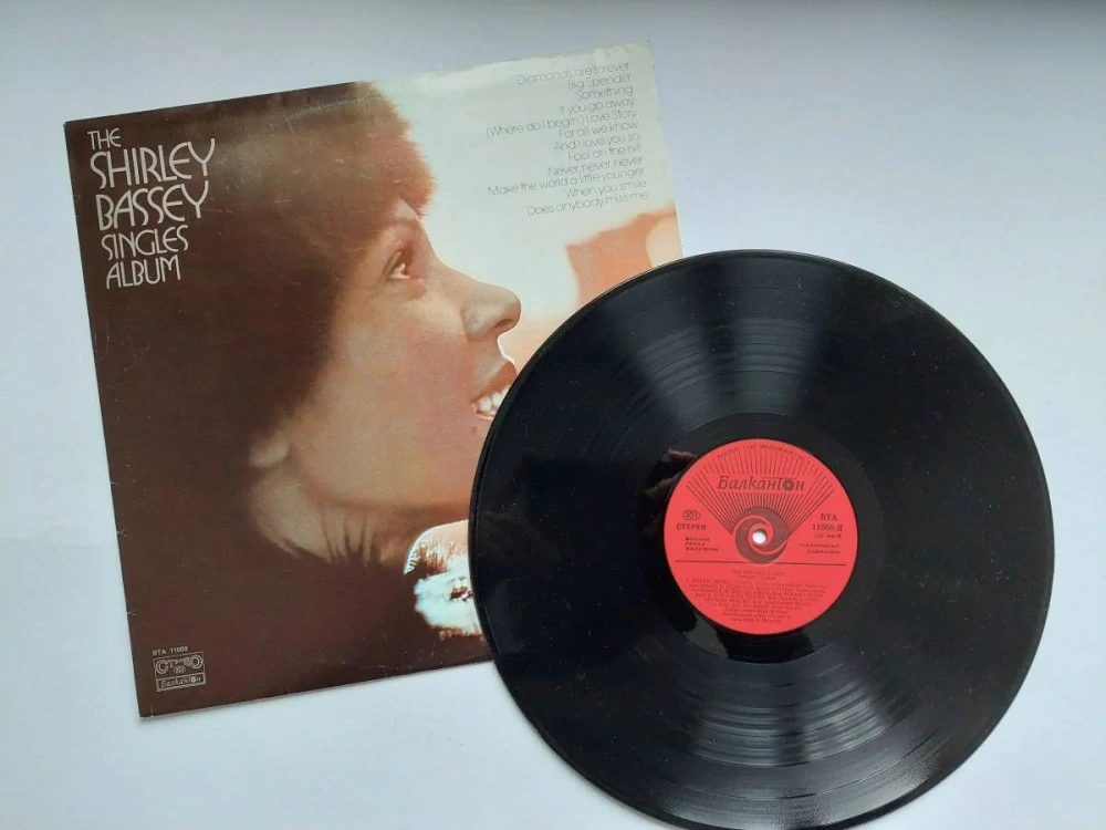 LP Shirley Bassey - Singles Album