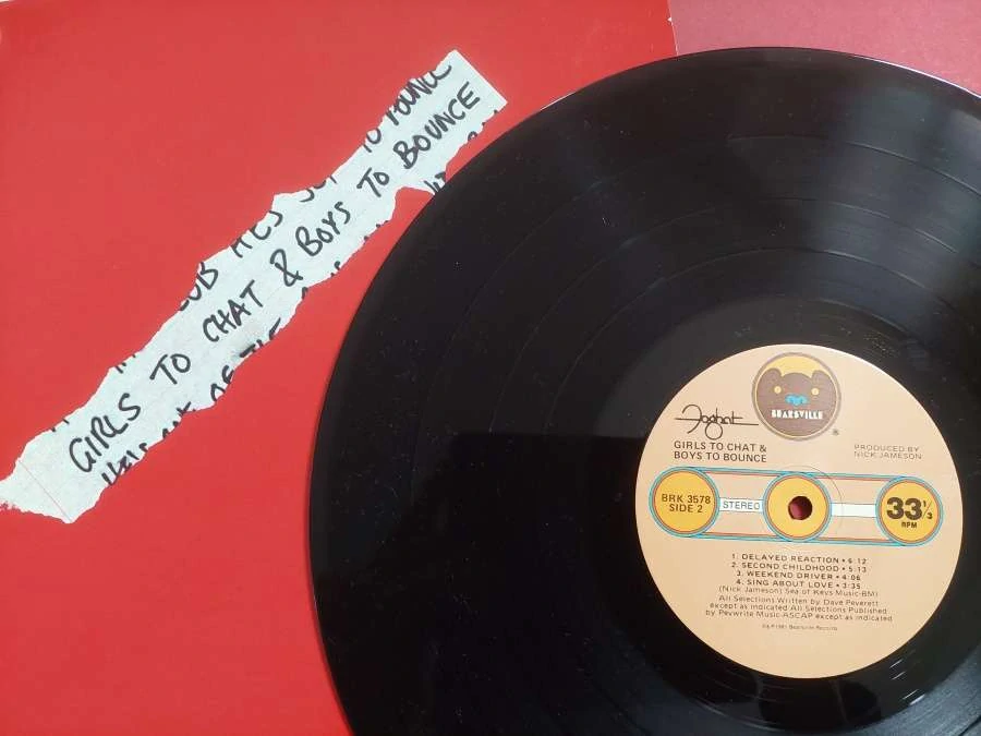 LP Foghat - Girls To Chat & Boys To Bounce