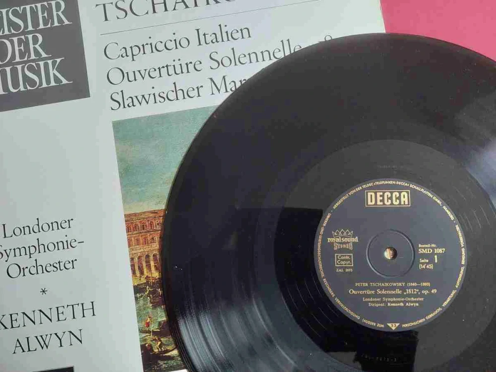 LP Peter Tschaikowsky - Capricio Italien , Ouvertüre Solennelle "1812" Kenneth Alwyn