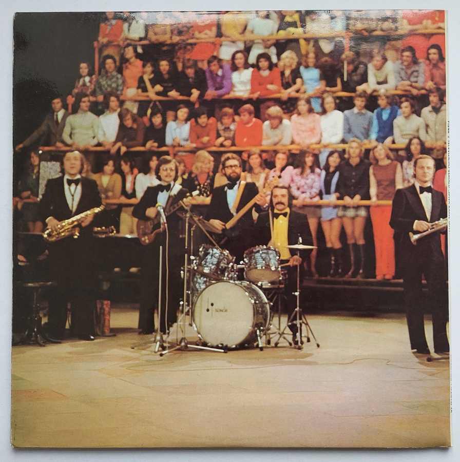 2 LP KAREL GOTT - Písně z televizního seriálu " ZPÍVÁ KAREL GOTT"