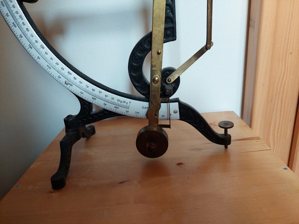 Váha na dopisy 1 kg SCALE