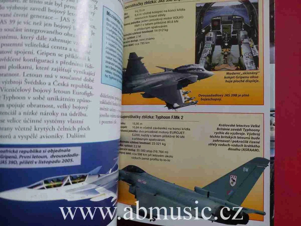 DVD Války a zbraně Superstíhačky