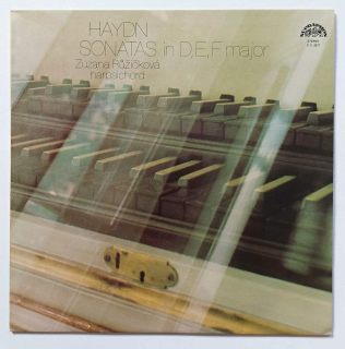 LP Joseph Haydn - Sonatas in D, E, F major Zuzana Růžičková